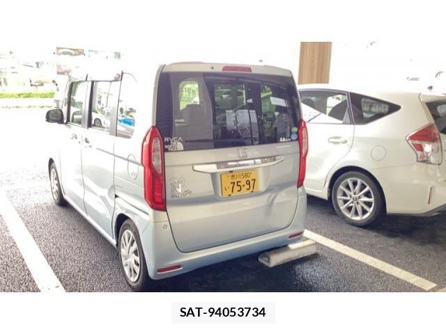 Honda N BOX 2018-04 8074836-3