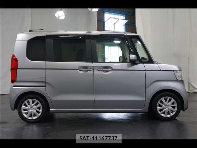 Honda N BOX 2019-10 8074805-15