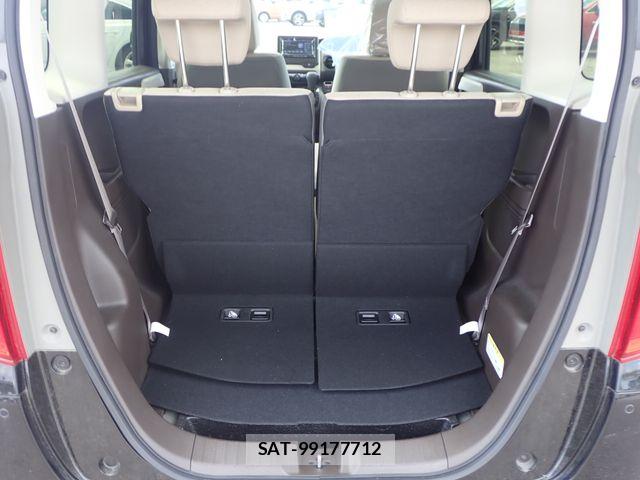 Honda N BOX 2022-11 8074760-23