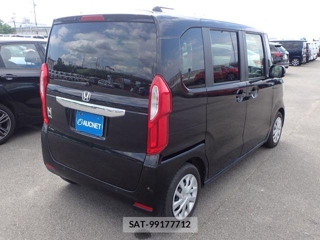 Honda N BOX 2022-11 8074760-7