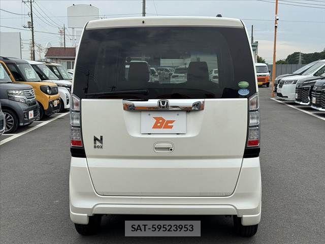 Honda N BOX 2014-06 8074829-13