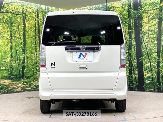 Honda N BOX 2016-02 8074831-14