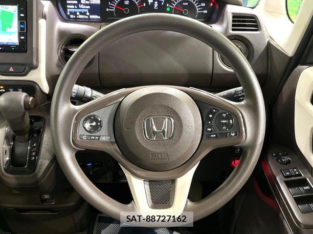 Honda N BOX 2023-06 8074790-10