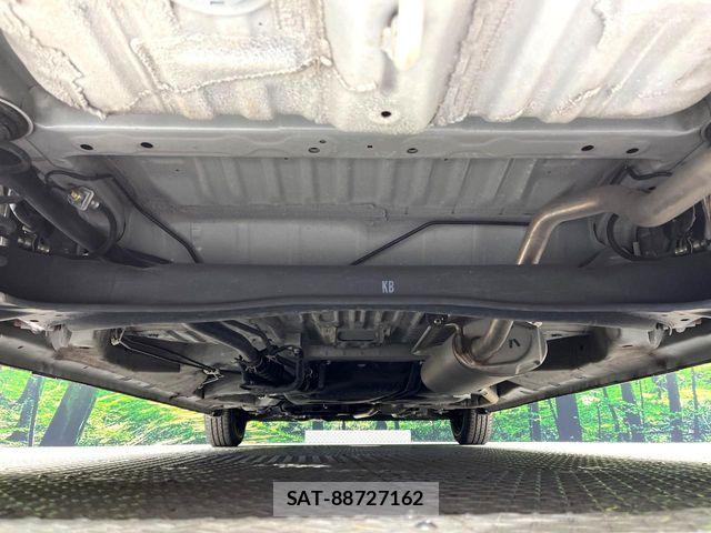 Honda N BOX 2023-06 8074790-18