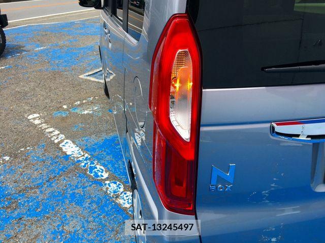 Honda N BOX 2022-06 8074818-8