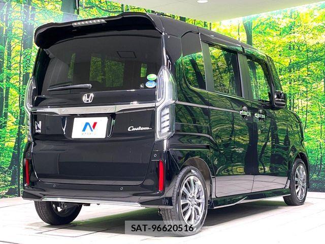 Honda N BOX 2021-04 8074793-17