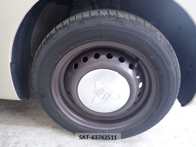 Honda N BOX 2021-07 8074759-26