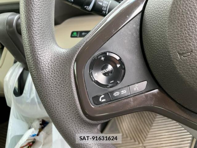 Honda N BOX 2019-03 8074840-11