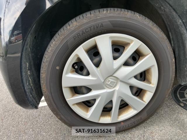 Honda N BOX 2019-03 8074840-2