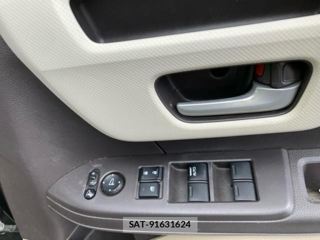 Honda N BOX 2019-03 8074840-5