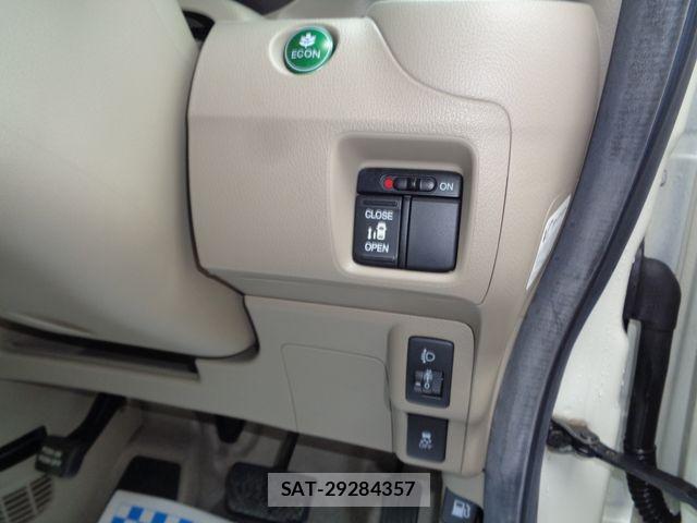Honda N BOX 2012-02 8100689-13