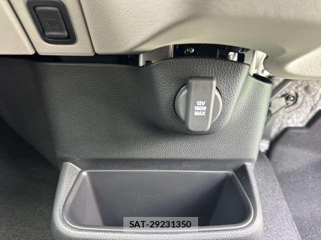 Honda N BOX 2026-05 8100633-17