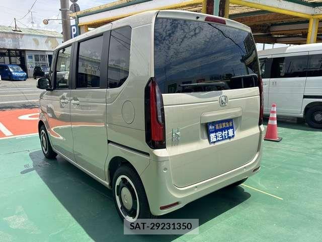 Honda N BOX 2026-05 8100633-1
