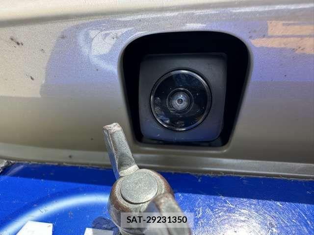 Honda N BOX 2026-05 8100633-8