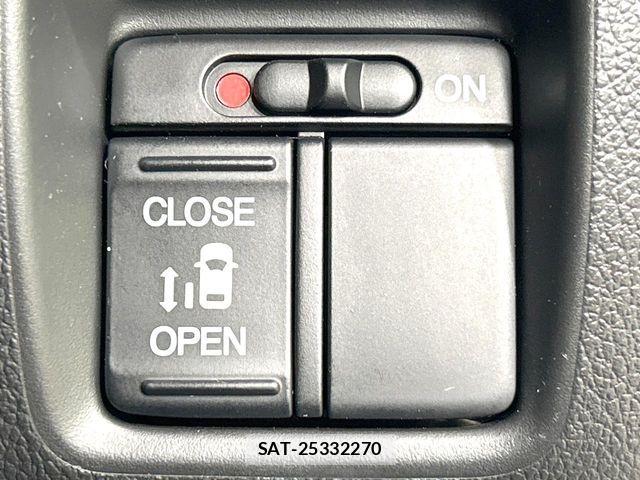 Honda N BOX 2017-03 8100678-3