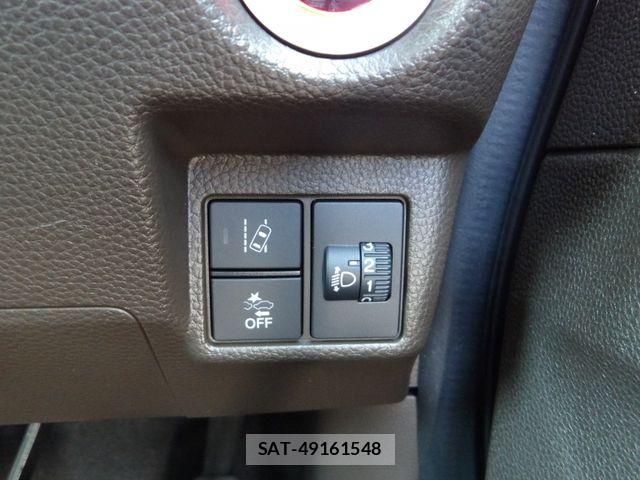 Honda N BOX 2021-05 8100655-8