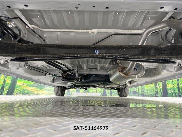 Honda N BOX 2026-05 8100645-18