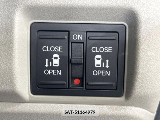 Honda N BOX 2026-05 8100645-2