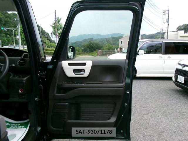 Honda N BOX 2022-07 8100671-13