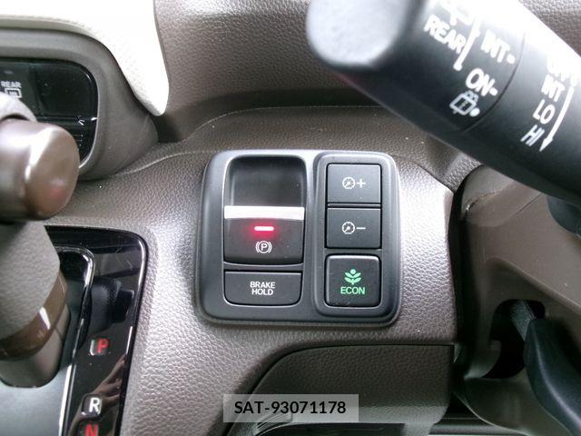 Honda N BOX 2022-07 8100671-16