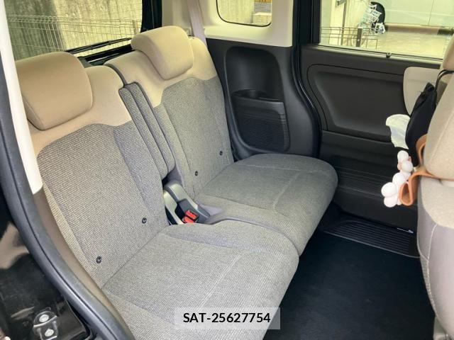 Honda N BOX 2022-02 8100663-9