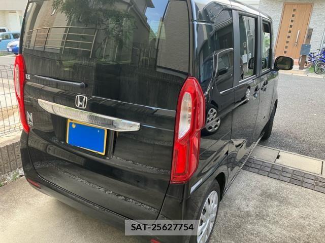 Honda N BOX 2022-02 8100663-3