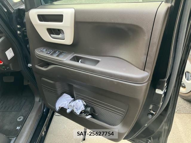 Honda N BOX 2022-02 8100663-7