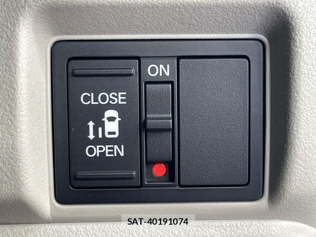Honda N BOX 2026-06 8100644-4