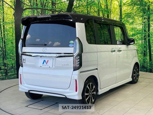 Honda N BOX 2019-11 8100652-16