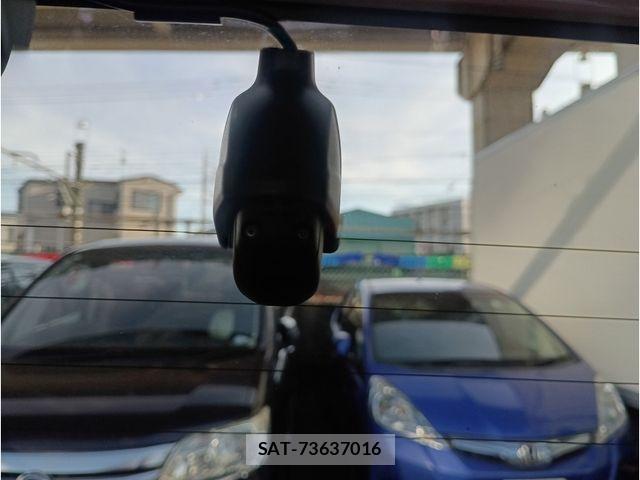 Honda N BOX 2021-06 8100672-13