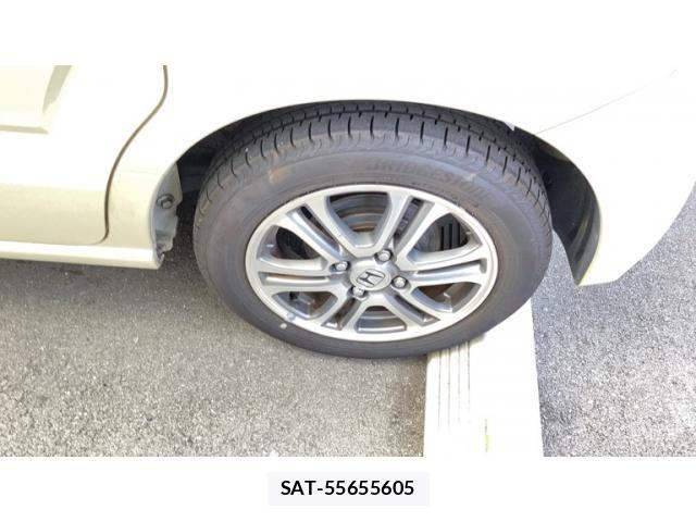 Honda N BOX 2014-03 8100688-5