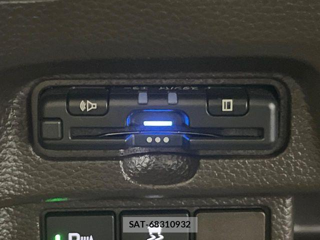 Honda N BOX 2022-06 8100656-5