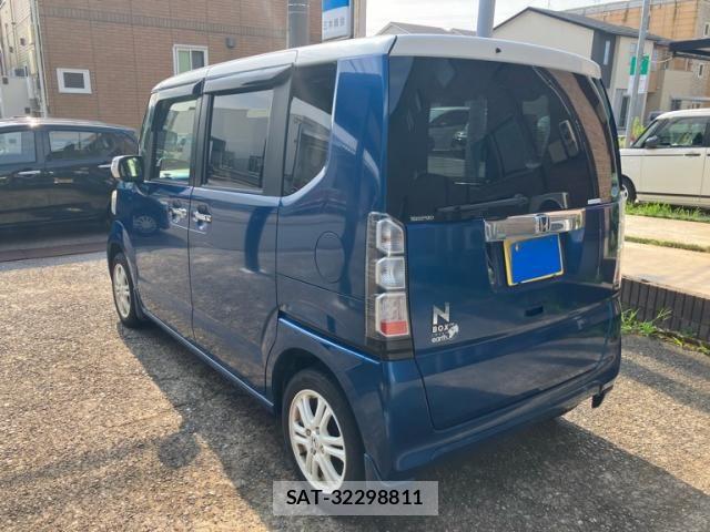 Honda N BOX 2014-02 8100708-3