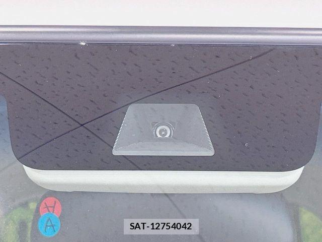 Honda N BOX 2022-03 8100653-5