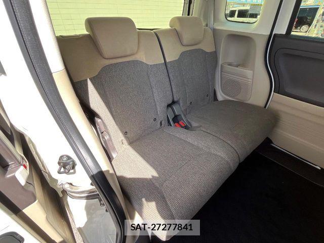 Honda N BOX 2018-02 8100659-9