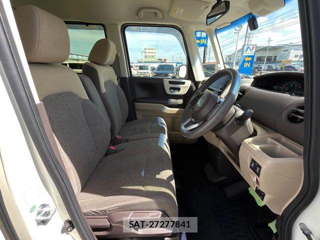 Honda N BOX 2018-02 8100659-8