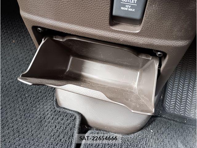 Honda N BOX 2022-06 8100680-15