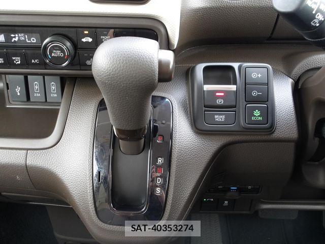 Honda N BOX 2023-10 8100651-13