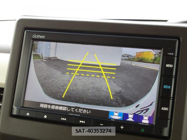 Honda N BOX 2023-10 8100651-6