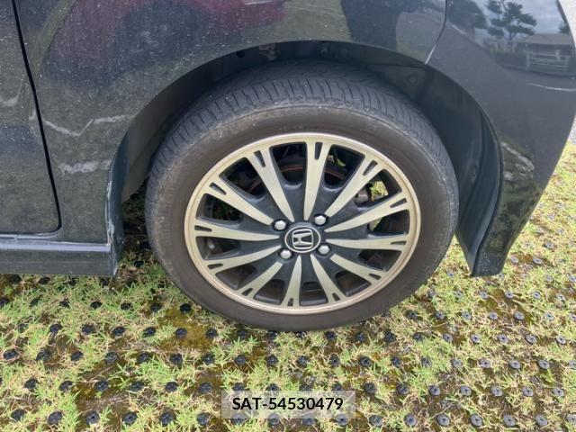Honda N BOX 2017-01 8100683-6