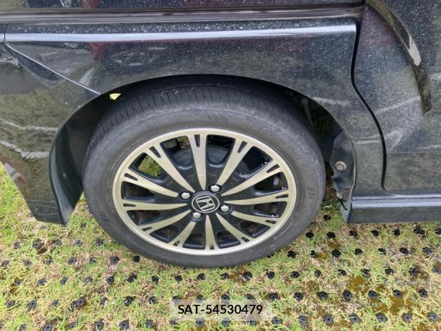 Honda N BOX 2017-01 8100683-7