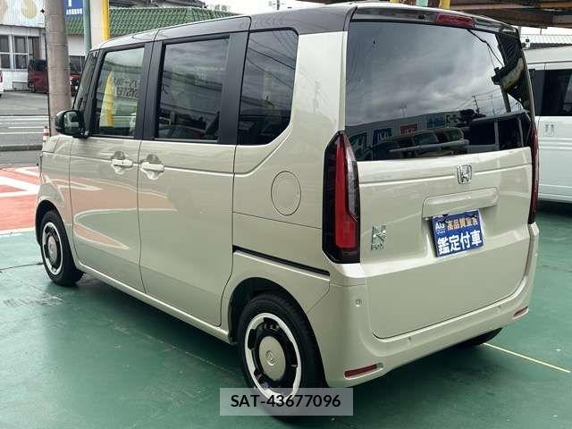 Honda N BOX 2026-05 8100635-1