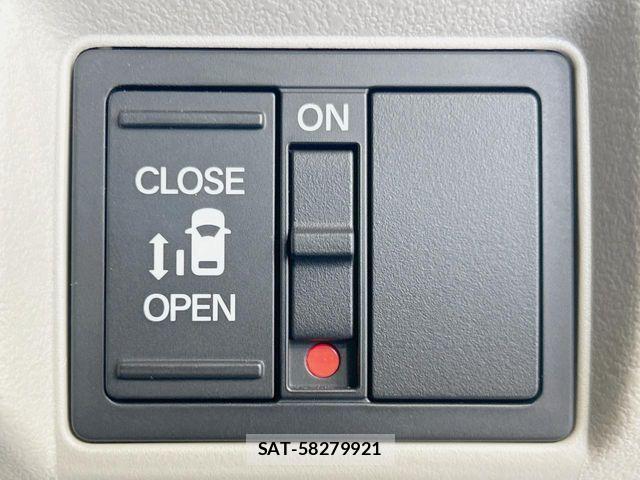Honda N BOX 2025-08 8100632-4