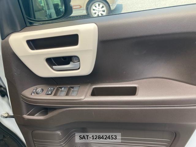 Honda N BOX 2022-08 8100673-12