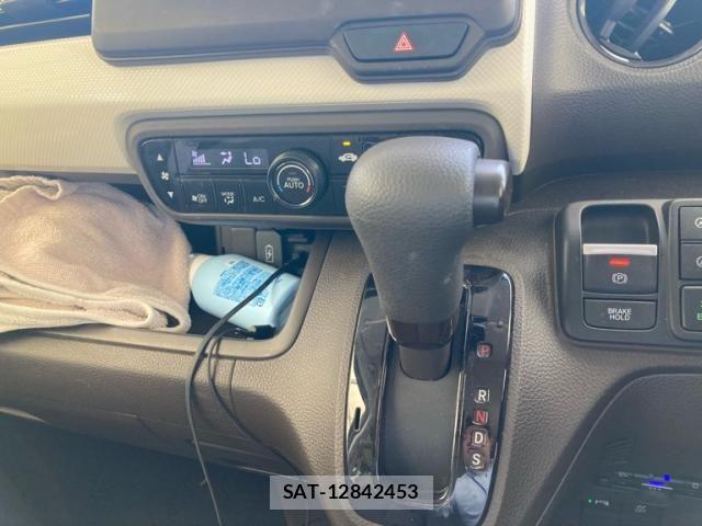 Honda N BOX 2022-08 8100673-19