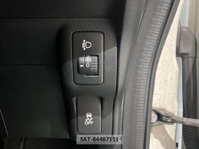 Honda N BOX 2017-03 8131469-9