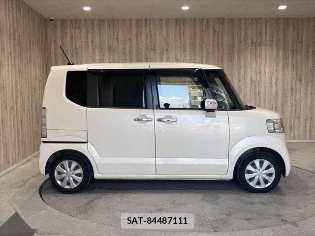 Honda N BOX 2017-03 8131469-19