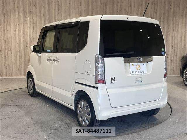 Honda N BOX 2017-03 8131469-22
