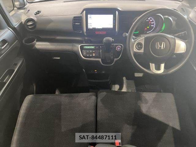 Honda N BOX 2017-03 8131469-2