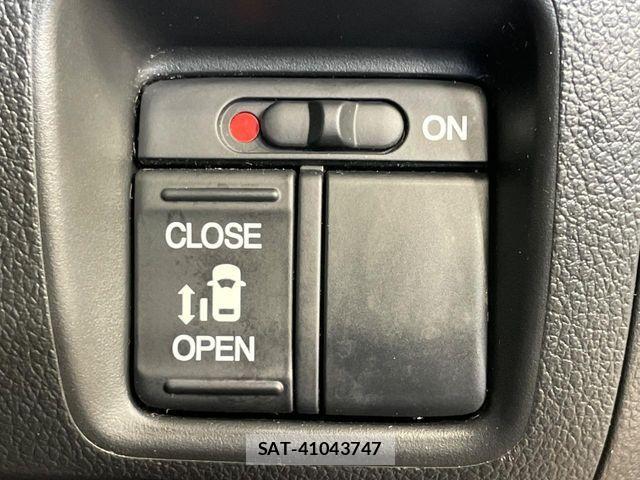 Honda N BOX 2016-07 8131466-5